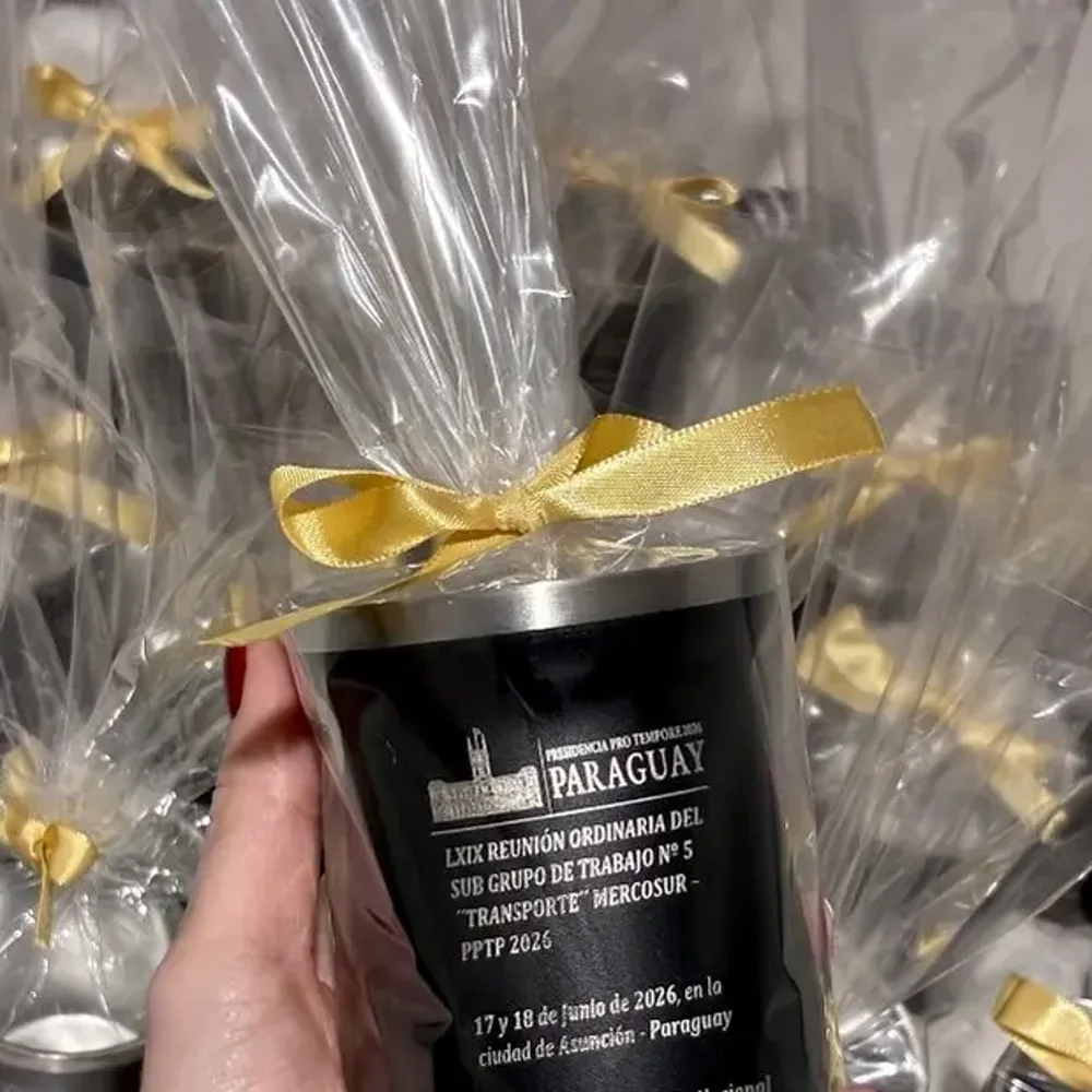 Pedido de guampas personalizadas grabadas a láser, envueltas y listas para entregar - UnimarcaPY